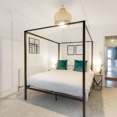 Central 2 Bedroom Garden Flat With Free Parking Royal Tunbridge Wells Exterior foto
